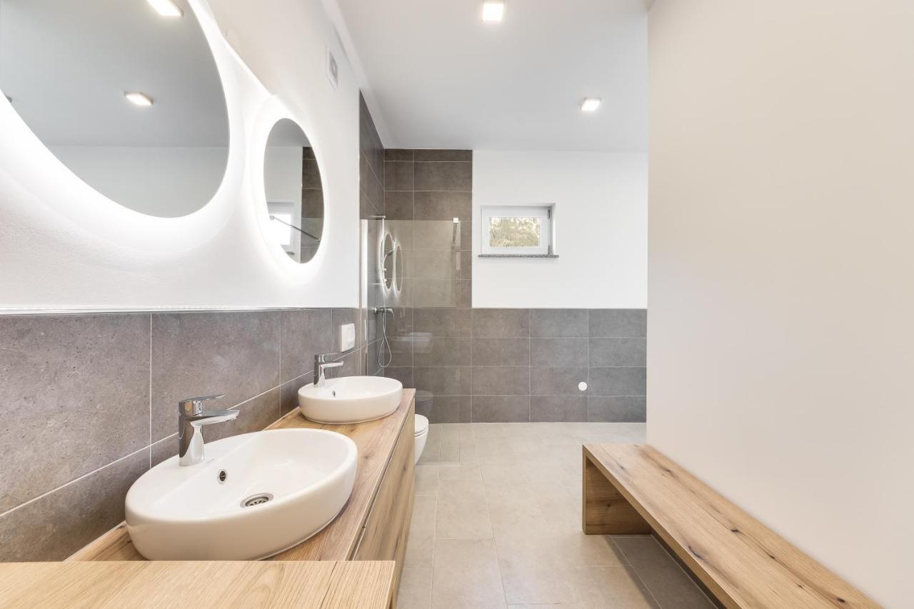 Chic Apartments With Finnish Sauna And Jacuzzi Kranjska Gora Eksteriør billede