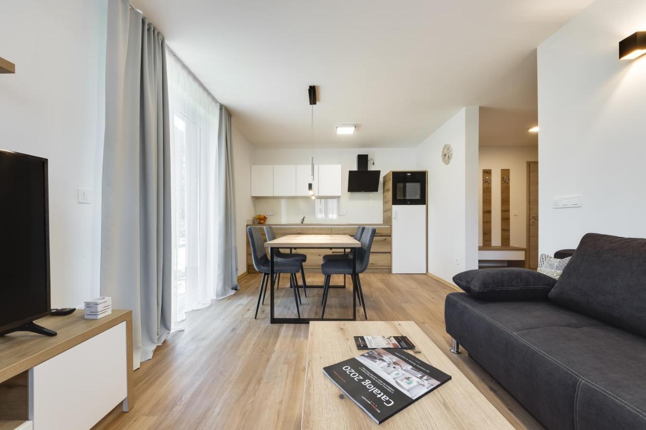 Chic Apartments With Finnish Sauna And Jacuzzi Kranjska Gora Eksteriør billede