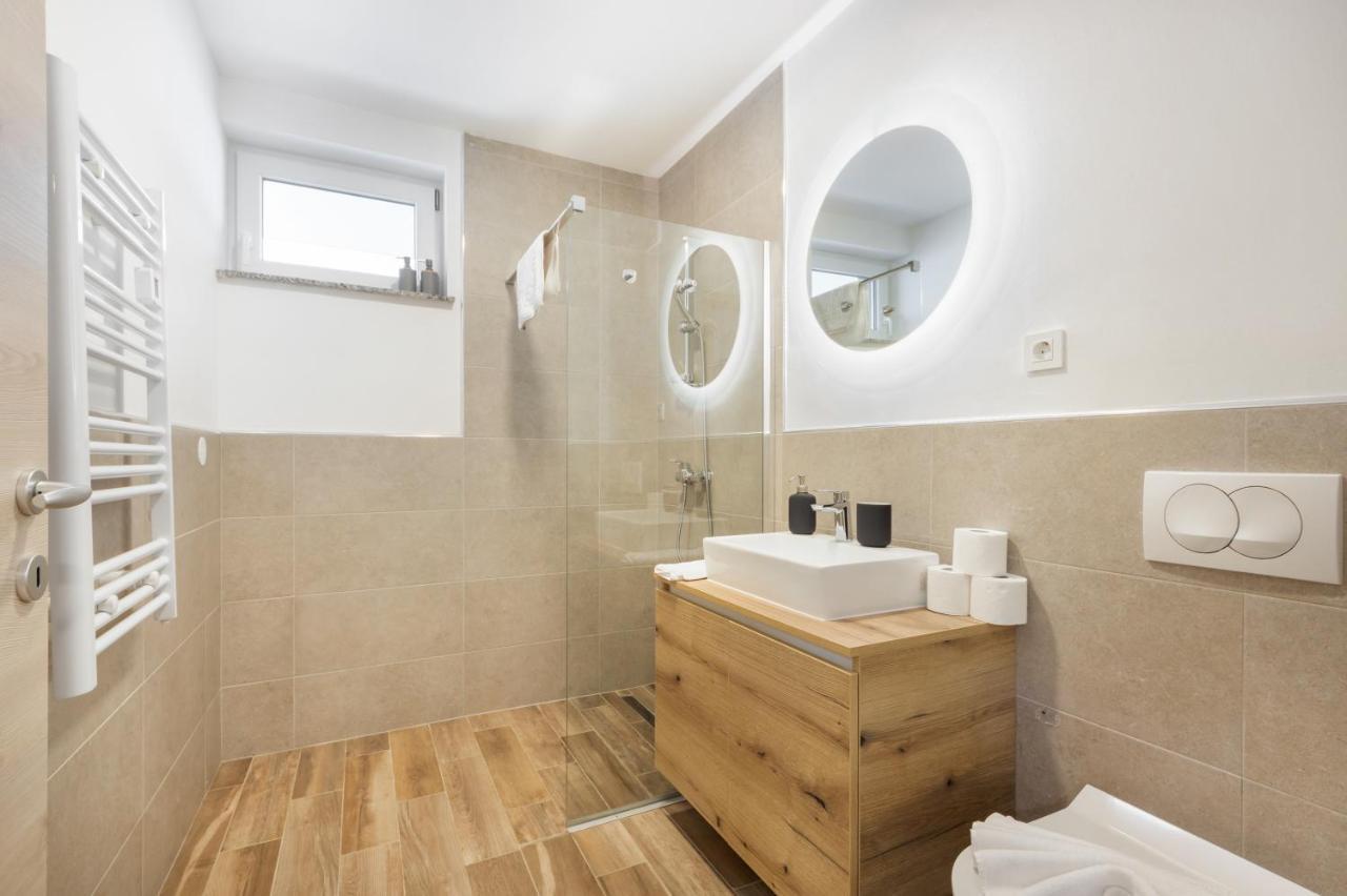 Chic Apartments With Finnish Sauna And Jacuzzi Kranjska Gora Eksteriør billede