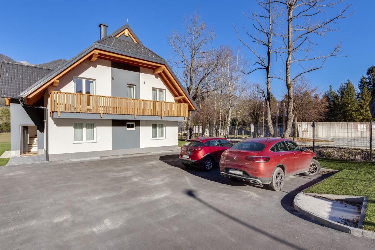 Chic Apartments With Finnish Sauna And Jacuzzi Kranjska Gora Eksteriør billede